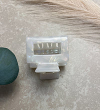 Load image into Gallery viewer, Unicorn - Cutie Clip 3 inches
