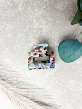 Load image into Gallery viewer, Candy Dish - Cutie Clip 3 inches
