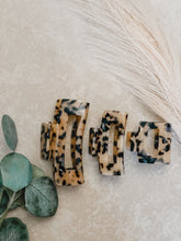 Load image into Gallery viewer, Turtle- small clip
