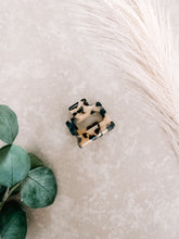 Load image into Gallery viewer, Turtle - Cutie Clip 3 inches
